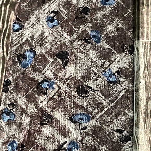 ๐ 2 for $25 Gianfranco Valentino Tie - Picture 3 of 7